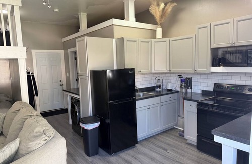 Hibbing Apartment | The Sweet Spot Guesthouse 2 bedroom with loft