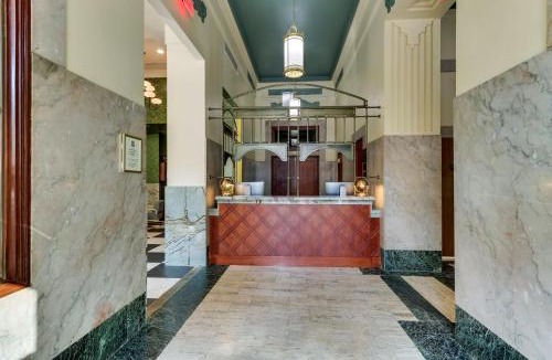 Meridian Hotel | The Threefoot Hotel, Meridian, a Tribute Portfolio Hotel