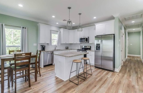Shoreline Park House | The Turtle's Cajun Bogg
