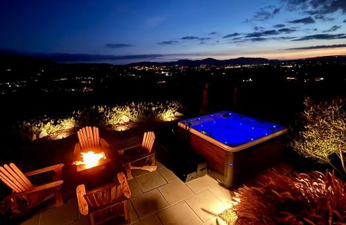Temecula House | The Ultimate View - Private Spa & Fireplace