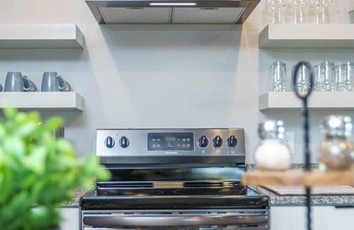 Spearfish House | The Upper Hillsview Loft, Brand New Upper Hilsview Loft