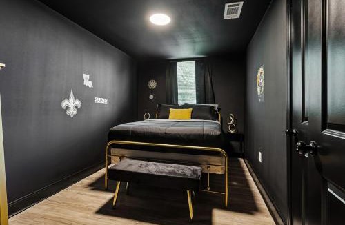 Florida Area Apartment | The Who Dat House, Luxury 5BR Near FQ