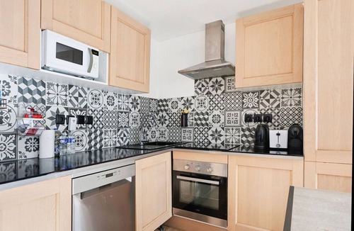 Quartier du Mail Apartment | TheBlueStay 130 - Large Apt in the heart of Paris
