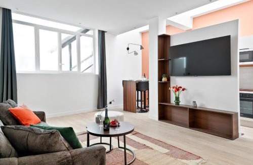 15th Arrondissement Apartment | TheBlueStay 262 - Beautiful Apt in Paris 15 - AC
