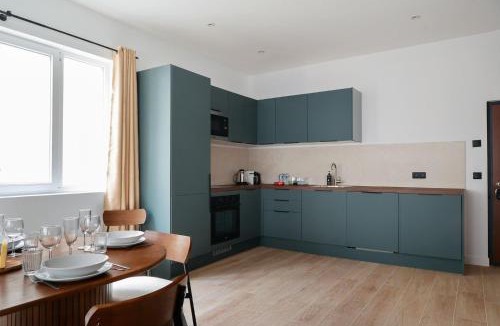 15th Arrondissement Apartment | TheBlueStay 265 - Stunning AC Apartment