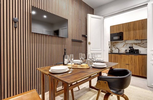Saint-Vincent-de-Paul Apartment | TheBlueStay 99 - Apartment in the heart of Paris