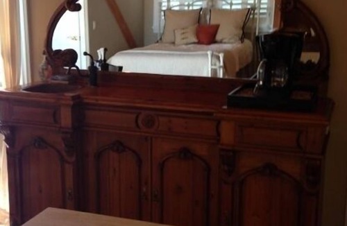 Marine Terrace House | This is a Monthly rental, Ocean View Cottage