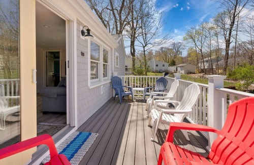 Plymouth House | Three Bouys at Priscilla Beach
