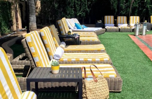 East Hollywood House | Three Family-friendly Rooms! Outdoor Pool, Pets Allowed, Onsite Parking!