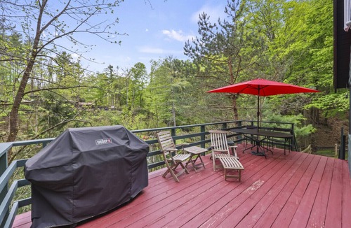 Lenox Cabin | Timpani Corners | Private Pond AC