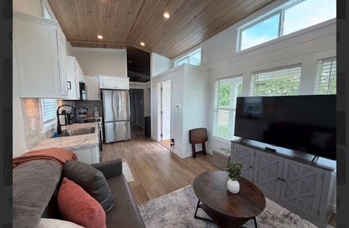 Vicksburg House | Tiny home on the Mississippi River