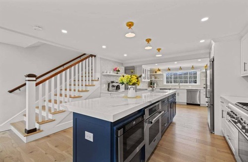 East Orleans House | Tonset Manor: 232-O East Orleans Vacation Estate Includes Guest House, Heated Pool, Hot Tub