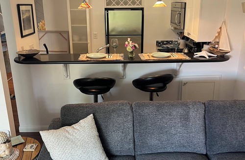 Pacific Beach Condo | Top floor beach getaway! Overlooks the pool and has all the amenities.