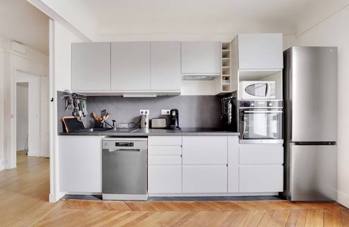 Notre-Dame-des-Champs Apartment | Top floor Saint Germain Terrace Apartmrent