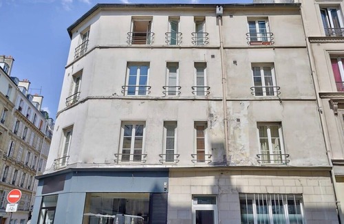 Batignolles Apartment | Top studio-Coeur du 17e - Bail Moyenne Durée (1FD)