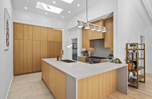 Fernwood House | Topanga 3BR Cabin | Sauna + Peloton | C&C