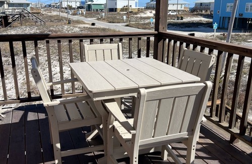 Southpointe House | Totally Relax, Fully Stocked in Beautiful FM!