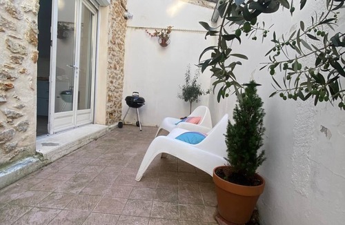 Village House | Town house, 10 minutes from the center of Paris!