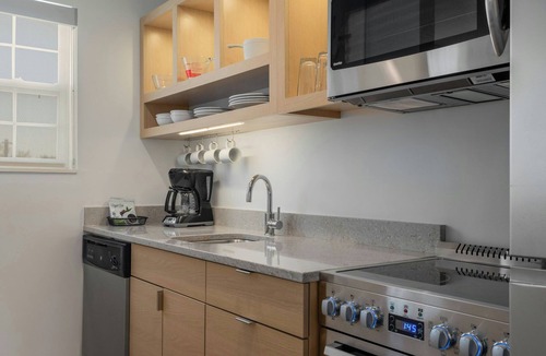 Gaithersburg Hotel | TownePlace Suites by Marriott Gaithersburg