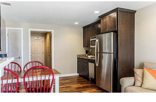 Dennis Port Resort | Tranquil 2-bedroom resort charming Dennis MA, Oceanfront & private beach access