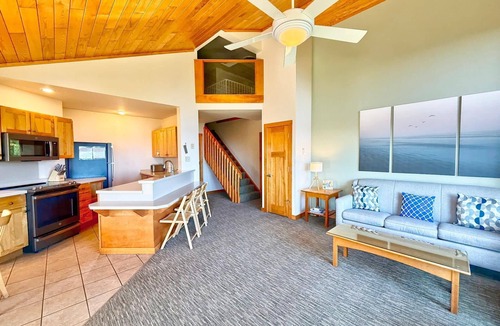 Lutsen Condo | Tranquil 3 bedroom North Shore retreat with views of Lake Superior or Poplar River