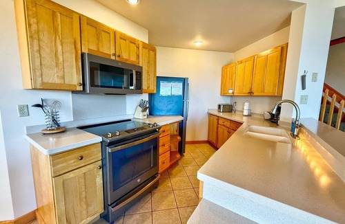 Lutsen Condo | Tranquil 3 bedroom North Shore retreat with views of Lake Superior or Poplar River