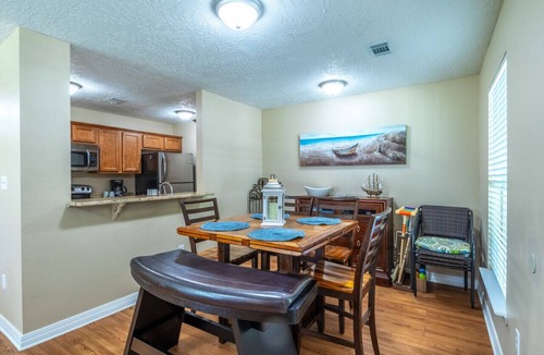 Gulfport House | Tranquil Tides Beach Cottage — Walk to the Beach + Relax in Style