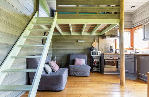 Vert Cabin | Treehouse “La Cabane Perchée”