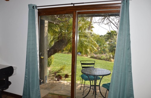 Santa Barbara Apartment | Tropical Getaway w/Patio Entrance #2