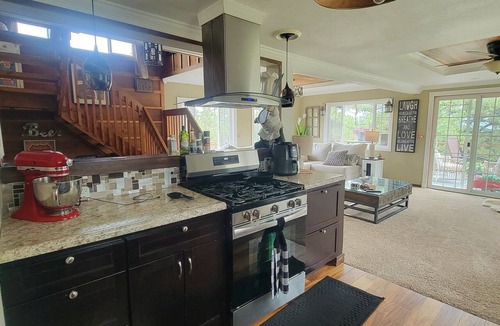 Colonial Pine Hills House | Turkey Ridge Retreat 2 bedrooms w/SPECTACULAR Views