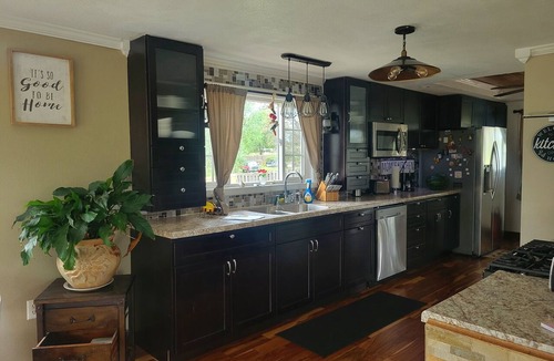 Colonial Pine Hills House | Turkey Ridge Retreat 2 bedrooms w/SPECTACULAR Views