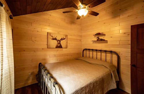 Land O Lakes Cabin | Turtle Cove Cabin on the Lake