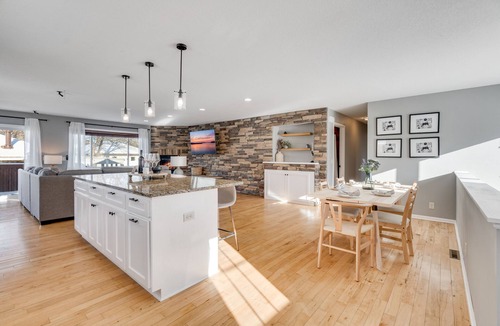 Brooklyn Center House | Twin Cities Retreat - Hot tub, Pool, Games and more
