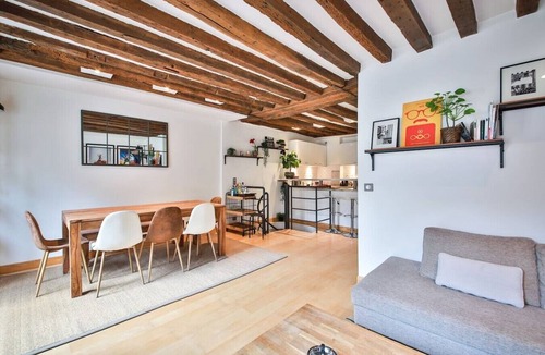 Saint-Gervais Apartment | Typical Parisian Duplex in Le Marais and the Latin Quarter 4