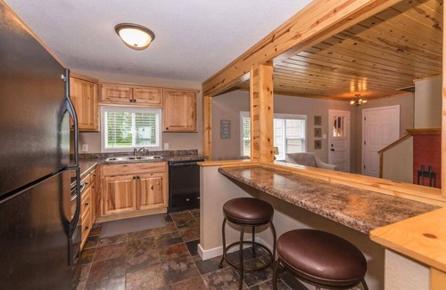 Pequot Lakes Cabin | Upper Hay Pet Friendly Getaway Home