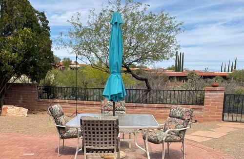 Canoa Estates House | Upscale Home, Impeccably Furnished