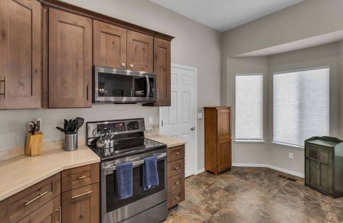 Plumas Eureka Estates House | Upscale mountain boutique home! - 26 Alder Ct