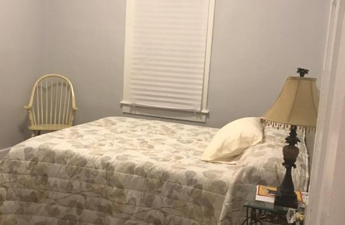 Freret House | Uptown Cozy Rustic Home