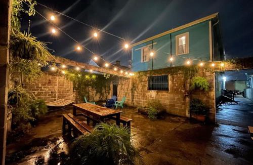 Seventh Ward House | Urban 3 bedroom Local Art Filled Frenchman Oasis