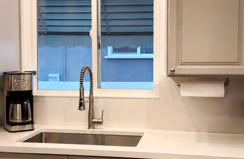 Los Angeles House | Urban Oasis: Private 2BR + Lush Backyard in LA