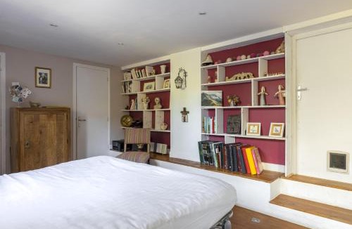 Issy-les-Moulineaux House | Veeve - Family Home in Issy-les-Moulineaux