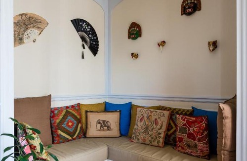 Les Iles Apartment | Veeve - Overlooking the Seine on Ile de la Cité