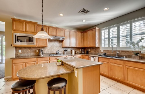 North Las Vegas House | Vegas Themed 6BR · Game Room · 2 Suites · EV · Spacious Retreat For 14 Guest
