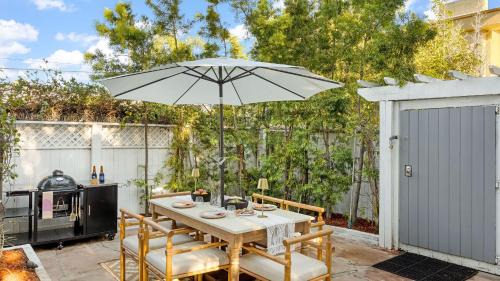 Venice House | Venice Veranda by AvantStay