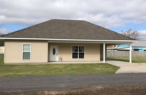 Belle Rose House | Very Clean & Beautiful Home in a very quiet neighborhood.