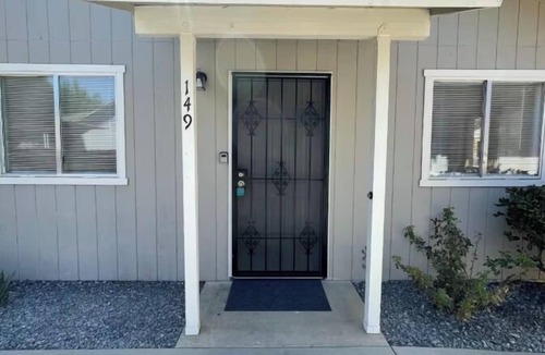 Coalinga House | Vibrant & modern Coalinga home perfect for families or work trips! Enjoy a fully equipped kitchen, dedicated workspace with blazing-fast Wi-Fi, and a private patio. Walk to local shops & restaurants.