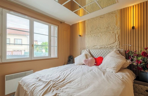 Goussainville Cabin | Villa layra Upscale haven of peace