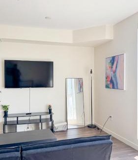 Downtown Los Angeles Apartment | Walk to Dodger Stadium Studio Near Hollywood DTLA