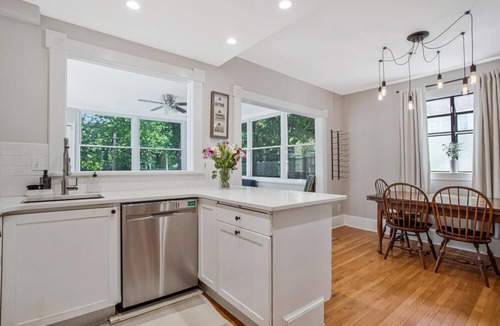 Homewood House | Walk to DTA & USNA | Pet-Friendly Home