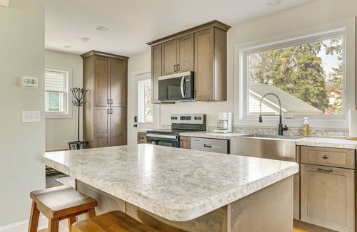Kutzky Park House | Walk to Dtwn: Rochester Home, Private Deck + Yard!